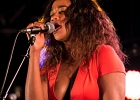 IMG 4004  Tasha Taylor (chant, guitare), Ina Forsman (chant), Layla Zoe (chant), Davide Florino (guitare), Markku Reinikainen (batterie), Walter Latupeirissa (basse) : 2016, BLUES, BLUES CARAVAN, BLUES ROCK, CONCERT, FESTIVAL BLUES AUTOMNE EN RABELAISIE