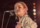 IMG 4009  Tasha Taylor (chant, guitare), Ina Forsman (chant), Layla Zoe (chant), Davide Florino (guitare), Markku Reinikainen (batterie), Walter Latupeirissa (basse) : 2016, BLUES, BLUES CARAVAN, BLUES ROCK, CONCERT, FESTIVAL BLUES AUTOMNE EN RABELAISIE