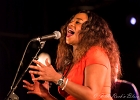 IMG 4012  Tasha Taylor (chant, guitare), Ina Forsman (chant), Layla Zoe (chant), Davide Florino (guitare), Markku Reinikainen (batterie), Walter Latupeirissa (basse) : 2016, BLUES, BLUES CARAVAN, BLUES ROCK, CONCERT, FESTIVAL BLUES AUTOMNE EN RABELAISIE