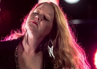 IMG 4081  Tasha Taylor (chant, guitare), Ina Forsman (chant), Layla Zoe (chant), Davide Florino (guitare), Markku Reinikainen (batterie), Walter Latupeirissa (basse) : 2016, BLUES, BLUES CARAVAN, BLUES ROCK, CONCERT, FESTIVAL BLUES AUTOMNE EN RABELAISIE