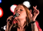IMG 4083  Tasha Taylor (chant, guitare), Ina Forsman (chant), Layla Zoe (chant), Davide Florino (guitare), Markku Reinikainen (batterie), Walter Latupeirissa (basse) : 2016, BLUES, BLUES CARAVAN, BLUES ROCK, CONCERT, FESTIVAL BLUES AUTOMNE EN RABELAISIE