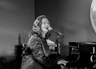 IMG 4276  Linda Gail Lewis (vocal, piano),  Didier Marty (saxophone ténor, guitare), Didier Quéron (saxophone baryton), Alexis Mazzoleni (guitare), Jacky Chalard (basse),  Jean-Jacques Cirillo (batterie). : 2016, CONCERT, JAZZ CLUB LIONEL HAMPTON, LINDA GAIL LEWIS, ROCK
