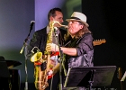IMG 4288  Linda Gail Lewis (vocal, piano),  Didier Marty (saxophone ténor, guitare), Didier Quéron (saxophone baryton), Alexis Mazzoleni (guitare), Jacky Chalard (basse),  Jean-Jacques Cirillo (batterie). : 2016, CONCERT, JAZZ CLUB LIONEL HAMPTON, LINDA GAIL LEWIS, ROCK
