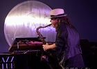 IMG 4289  Linda Gail Lewis (vocal, piano),  Didier Marty (saxophone ténor, guitare), Didier Quéron (saxophone baryton), Alexis Mazzoleni (guitare), Jacky Chalard (basse),  Jean-Jacques Cirillo (batterie). : 2016, CONCERT, JAZZ CLUB LIONEL HAMPTON, LINDA GAIL LEWIS, ROCK