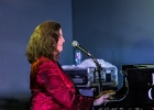 IMG 4308  Linda Gail Lewis (vocal, piano),  Didier Marty (saxophone ténor, guitare), Didier Quéron (saxophone baryton), Alexis Mazzoleni (guitare), Jacky Chalard (basse),  Jean-Jacques Cirillo (batterie). : 2016, CONCERT, JAZZ CLUB LIONEL HAMPTON, LINDA GAIL LEWIS, ROCK