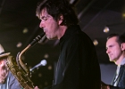 IMG 4318  Linda Gail Lewis (vocal, piano),  Didier Marty (saxophone ténor, guitare), Didier Quéron (saxophone baryton), Alexis Mazzoleni (guitare), Jacky Chalard (basse),  Jean-Jacques Cirillo (batterie). : 2016, CONCERT, JAZZ CLUB LIONEL HAMPTON, LINDA GAIL LEWIS, ROCK