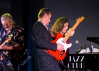 IMG 4344  Linda Gail Lewis (vocal, piano),  Didier Marty (saxophone ténor, guitare), Didier Quéron (saxophone baryton), Alexis Mazzoleni (guitare), Jacky Chalard (basse),  Jean-Jacques Cirillo (batterie) : 2016, CONCERT, JAZZ CLUB LIONEL HAMPTON, LINDA GAIL LEWIS, ROCK