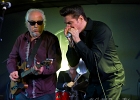 IMG 4458  Bob Stroger (basse, chant), Bob Margolin (guitare, chant), Bob Corritore (harmonica), Simon Boyer (batterie), Sherry Margolin (piano), Chief Udoh Essiet (percussions) : 2016, BLUES, BOB CORRITORE, BOB MARGOLIN, BOB STROGER, CONCERT, JAZZ CLUB LIONEL HAMPTON, SIMON BOYER