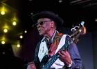 IMG 4478  Bob Stroger (basse, chant), Bob Margolin (guitare, chant), Bob Corritore (harmonica), Simon Boyer (batterie), Sherry Margolin (piano), Chief Udoh Essiet (percussions) : 2016, BLUES, BOB CORRITORE, BOB MARGOLIN, BOB STROGER, CONCERT, JAZZ CLUB LIONEL HAMPTON, SIMON BOYER