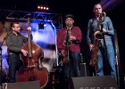 IMG 4771  Nico Duportal (Guitare,Voix), Thibaut Chopin (Basse), Pascal Mucci (Batterie), Olivier Red Cantrelle (Claviers,Orgue Hammond), Arnaud Desprez (Saxophone ténor ), Alex Bertein (Saxophone baryton) : 2016, BLUES, BLUES ROCK, CONCERT, NEW MORNING, ROCK