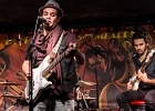 IMG 5311  Antoine Holler (guitare, chant), Joseph Champagnon (guitare, chant), Klem Aubert (basse),  Guillaume Lefebvre (batterie) et en invité Khaled Bassam (guitare, chant) : 2016, ANTOINE HOLLER, BLUES, CONCERT, JO CHAMPAGNON, KHALED BASSAM, LA CHAPELLE DES LOMBARDS