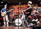 IMG 5332  Antoine Holler (guitare, chant), Joseph Champagnon (guitare, chant), Klem Aubert (basse),  Guillaume Lefebvre (batterie) et en invité Khaled Bassam (guitare, chant) : 2016, ANTOINE HOLLER, BLUES, CONCERT, JO CHAMPAGNON, KHALED BASSAM, LA CHAPELLE DES LOMBARDS