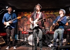 IMG 5335  Antoine Holler (guitare, chant), Joseph Champagnon (guitare, chant), Klem Aubert (basse),  Guillaume Lefebvre (batterie) et en invité Khaled Bassam (guitare, chant) : 2016, ANTOINE HOLLER, BLUES, CONCERT, JO CHAMPAGNON, KHALED BASSAM, LA CHAPELLE DES LOMBARDS
