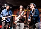 IMG 5337  Antoine Holler (guitare, chant), Joseph Champagnon (guitare, chant), Klem Aubert (basse),  Guillaume Lefebvre (batterie) et en invité Khaled Bassam (guitare, chant) : 2016, ANTOINE HOLLER, BLUES, CONCERT, JO CHAMPAGNON, KHALED BASSAM, LA CHAPELLE DES LOMBARDS