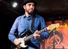 IMG 5338  Antoine Holler (guitare, chant), Joseph Champagnon (guitare, chant), Klem Aubert (basse),  Guillaume Lefebvre (batterie) et en invité Khaled Bassam (guitare, chant) : 2016, ANTOINE HOLLER, BLUES, CONCERT, JO CHAMPAGNON, KHALED BASSAM, LA CHAPELLE DES LOMBARDS