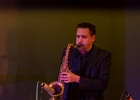 IMG 5551  Arthur Adams (vocal, guitare), Mathias Luszpinski (saxophone ténor), Jean-Marc Labbé (saxophone baryton),  Jean-Pierre Duarte (guitare), Fabien Saussaye (orgue),  Jean-Marc Despeignes (basse), Bruno Pimienta (batterie)