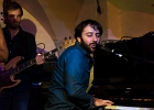 IMG 5617  Julien Brunetaud (piano, chant), Romain Joutard (batterie), Oliver Smith (basse), Jerome Etcheberry (trompette), Sylvain Sly Fetis (saxophone), Faby Médina (choeur), Celine Languedoc (choeur) invités Zoe Dadson (chant),  Greg Zlap (harmonica) : 2016, CONCERT, JULIEN BRUNETAUD, SUNSET