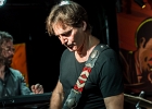 IMG 5973  Lol Itacarabine (chant, guitare), François Faure (claviers), Enrico Mattioli (batterie), Jay Golden (basse) : 2016, CONCERT, LA CHAPELLE DES LOMBARDS, LES DISQUAIRES