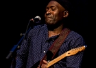IMG 6296  Roland Tchakounté (guitare, chant), Mick Ravassat (guitare électrique), Jérôme Cornelis (basse), Karim Bouazza (batterie) : 2017, BLUES, CONCERT, JEROME CORNELIS, KARIM BOUAZZA, MIKE RAVASSAT, ROCK, ROLAND TCHAKOUNTE, SWING, TREMBLAY EN FRANCE