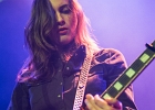 IMG 6531  Laura Cox (guitare / chant), Mathieu Albiac (guitare), François C. Delacoudre (basse), et Antonin Guérin (batterie) : 2017, BLUES ROCK, CHELLES, CONCERT, LAURA COX, LES CUIZINES