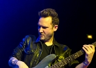 IMG 6551  Laura Cox (guitare / chant), Mathieu Albiac (guitare), François C. Delacoudre (basse), et Antonin Guérin (batterie) : 2017, BLUES ROCK, CHELLES, CONCERT, LAURA COX, LES CUIZINES