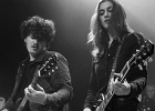 IMG 6587  Laura Cox (guitare / chant), Mathieu Albiac (guitare), François C. Delacoudre (basse), et Antonin Guérin (batterie) : 2017, BLUES ROCK, CHELLES, CONCERT, LAURA COX, LES CUIZINES