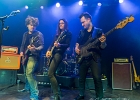 IMG 6591  Laura Cox (guitare / chant), Mathieu Albiac (guitare), François C. Delacoudre (basse), et Antonin Guérin (batterie) : 2017, BLUES ROCK, CHELLES, CONCERT, LAURA COX, LES CUIZINES