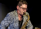 IMG 6740  Sax Gordon Beadle (saxophone ténor, vocal), Nicolas Duportal (guitare, vocal), Cédric Legoff (Hammond B3), Antoine Escalier (basse), Fabrice Bessouat (batterie) : 2017, ANTOINE ESCALIER, BLUES, CEDRIC LEGOFF, CONCERT, FABRICE BESSOUAT, JAZZ CLUB LIONEL HAMPTON, NICO DUPORTAL, SAX GORDON, SWING