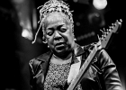 IMG 7219  Pat Wilder (chant, guitare), Francis Campello (basse), Pierre Postorino (guitare) et Fred Drouillart (batterie) : 2017, BILLY BOB'S, BLUES, BLUES AU FEMININ, CONCERT, PAT WILDER