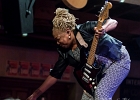 IMG 7223  Pat Wilder (chant, guitare), Francis Campello (basse), Pierre Postorino (guitare) et Fred Drouillart (batterie) : 2017, BILLY BOB'S, BLUES, BLUES AU FEMININ, CONCERT, PAT WILDER