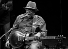 IMG 7716  Jimmy Burns (guitare, chant), Xavier Pillac (guitare),  Fabrice Bessouat (batterie), Antoine Escalier (basse) : 2017, ANTOINE ESCALIER, BLUES, CONCERT, FABRICE BESSOUAT, JIMMY BURNS, TREMBLAY EN FRANCE, XAVIER PILLAC