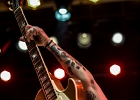 IMG 7853  Jane Lee Hooker : Dana  Danger Athens (chant),  Tracy Hightop (guitar),  Tina T-Bone Gorin (guitare), Melissa Cool Hail Mary Z (basse),  Whip Houston (batterie) : 2017, BLUES, BLUES ROCK, CONCERT, ESPACE JEAN RACINE, JANE LEE HOOKER, JAZZ A TOUTE HEURE, SAINT REMY LES CHEVREUSE