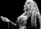 IMG 8007  Layla Zoe (chant),  Jan Laacks (guitare),  Christophe Hubnert  (basse),  Clauss Shulte (batterie) : 2017, BLUES, BLUES ROCK, CONCERT, ESPACE JEAN RACINE, JAZZ A TOUTE HEURE, LAYLA ZOE, SAINT REMY LES CHEVREUSE