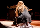 IMG 8019  Layla Zoe (chant),  Jan Laacks (guitare),  Christophe Hubnert  (basse),  Clauss Shulte (batterie) : 2017, BLUES, BLUES ROCK, CONCERT, ESPACE JEAN RACINE, JAZZ A TOUTE HEURE, LAYLA ZOE, SAINT REMY LES CHEVREUSE