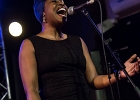 IMG 8506  James and Black : Bruce James (chant, claviers) and Bella Black (chant) : 2017, CONCERT, JAMES AND BLACK, NEW MORNING, SOUL