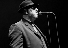 IMG 8646  Freddy Miller (chant), Thierry Angot (guitare), Patrick Guarino (basse), Philippe Perronnet (saxophone), Christophe Bertin (batterie) et Cédric Christophe (claviers) : 2017, BLUES, BLUES ROCK, CONCERT, FREDDY MILLER, FREDDY MILLER ET LE BAND, MENNECY, NUIT DU BLUES, SOUL