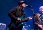 IMG 8652  Freddy Miller (chant), Thierry Angot (guitare), Patrick Guarino (basse), Philippe Perronnet (saxophone), Christophe Bertin (batterie) et Cédric Christophe (claviers) : 2017, BLUES, BLUES ROCK, CONCERT, FREDDY MILLER, FREDDY MILLER ET LE BAND, MENNECY, NUIT DU BLUES, SOUL