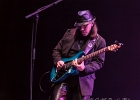 IMG 8659  Freddy Miller (chant), Thierry Angot (guitare), Patrick Guarino (basse), Philippe Perronnet (saxophone), Christophe Bertin (batterie) et Cédric Christophe (claviers) : 2017, BLUES, BLUES ROCK, CONCERT, FREDDY MILLER, FREDDY MILLER ET LE BAND, MENNECY, NUIT DU BLUES, SOUL