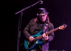 IMG 8664  Freddy Miller (chant), Thierry Angot (guitare), Patrick Guarino (basse), Philippe Perronnet (saxophone), Christophe Bertin (batterie) et Cédric Christophe (claviers) : 2017, BLUES, BLUES ROCK, CONCERT, FREDDY MILLER, FREDDY MILLER ET LE BAND, MENNECY, NUIT DU BLUES, SOUL