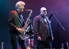 IMG 8686  Freddy Miller (chant), Thierry Angot (guitare), Patrick Guarino (basse), Philippe Perronnet (saxophone), Christophe Bertin (batterie) et Cédric Christophe (claviers) : 2017, BLUES, BLUES ROCK, CONCERT, FREDDY MILLER, FREDDY MILLER ET LE BAND, MENNECY, NUIT DU BLUES, SOUL