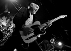 IMG 9949  Fred Chapellier &#38; The Gents Featuring Dale Blade : Fred Chapellier (guitare, chant), Guillaume Destarac (batterie), Christophe Garreau (basse), Philippe Billoin (claviers), Pascal &#34;bako&#34; Mikaelian (harmonica) et Dale Blade (chant) : 2017, CONCERT, DALE BLADE, FRED CHAPELLIER, FRED CHAPELLIER AND THE GENTS, NEW MORNING