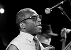 IMG 10013  Shawn Holt (guitare, vocal), Tom Holland (guitare, vocal), Russell Jackson (basse, vocal), Vernal Taylor (batterie) : 2017, BLUES, CONCERT, JAZZ CLUB LIONEL HAMPTON, RUSSELL JACKSON, SHAWN HOLT, TOM HOLLAND, VERNAL TAYLOR