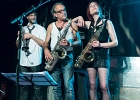 IMG 0325  Johann Gauthier (chant, guitar), Thomas Hilaire (batterie), Benoit Serret (basse), Bernard Patrick (saxophone), Emilie Klipfel (saxophone), Nicolas Renard (trompette) : CONCERT, NEW MORNING, PANAME BLUES NIGHT