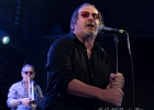 IMG 0815  Southside Johnny (chant, harmonica), Glenn Alexander (guitare), John Conte (basse), Tom Seguso (batterie), Jeff Kazee (claviers, chant),  Chris Anderson (trompette), John Isley (saxophone), Neal Pawley (trombone) : BLUES ROCK, CONCERT, RYTHM AND BLUES, SOUTHSIDE JOHNNY, TRABENDO