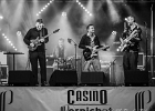 IMG 1707  The French Blues All Stars : Youssef Remadna (harmonica, chant), Anthony Stelmaszack (guitare, chant), Julien Brunetaud (claviers, chant), Thibaut Chopin (basse, guitare, harmonica), Simon Boyer (batterie), Stan Noubard Pacha (guitare)