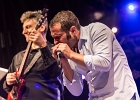 IMG 1729  Le final avec des membres des deux groupes et Kevin Double (harmonica, chant)