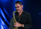 IMG 2272  Curtis Salgado (chant, harmonica), Sax Gordon (saxophone),  Anthony Stelmaszack (guitare), Julien Brunetaud (claviers),   Fabrice Bessouat (batterie),  Kris Jefferson (basse), Laurence Le Baccon (choeur), Julie Demoulin (choeur) : CURTIS SALGADO, JULIEN BRUNETAUD, NANTES, RENDEZ VOUS DE L ERDRE, SAX GORDON