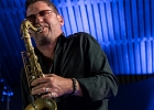 IMG 2322  Curtis Salgado (chant, harmonica), Sax Gordon (saxophone),  Anthony Stelmaszack (guitare), Julien Brunetaud (claviers),   Fabrice Bessouat (batterie),  Kris Jefferson (basse), Laurence Le Baccon (choeur), Julie Demoulin (choeur) : CURTIS SALGADO, JULIEN BRUNETAUD, NANTES, RENDEZ VOUS DE L ERDRE, SAX GORDON