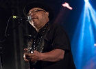 IMG 3115  Larry Garner (chnat, guitare),  Normam Beaker ( guitare), John Price (basse ),  Steve Gibson (batterie) : 2017, BEAUMONT EN VERON, BLUES, BLUES EN RABELAISIE, BLUES ROCK, CONCERT, LARRY GARNER, SOUL