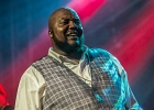 IMG 3196  Sugaray Rayford (chant), Gino Matteo (guitare), Aaron Liddard (saxophone), Allen Markel (basse), Ramon Michel (batterie), Drake Shining (claviers)
